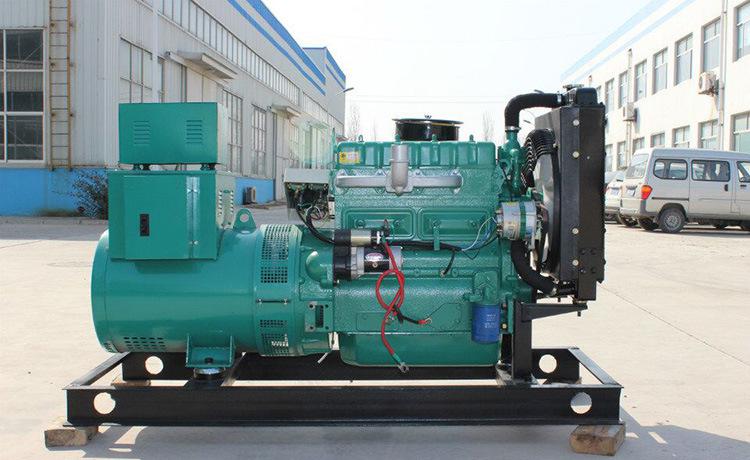 任城弥补柴油发电机蓄电池电量的方法